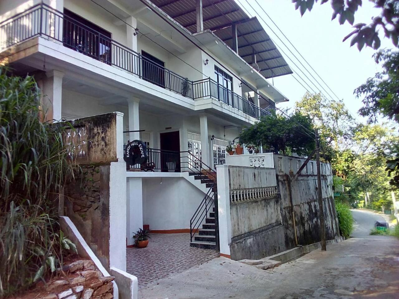 Kandy Hill Escape Exterior photo